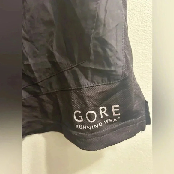 Gorewear Black running shorts size XL - Picture 4 of 7